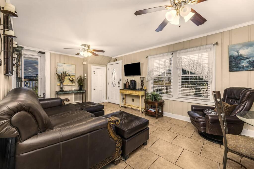 Dazzling Centrally Located Ocean View W 2 Kings, Huge Private Yard, 2 Decks, Firepit, Bbq Myrtle Beach Esterno foto
