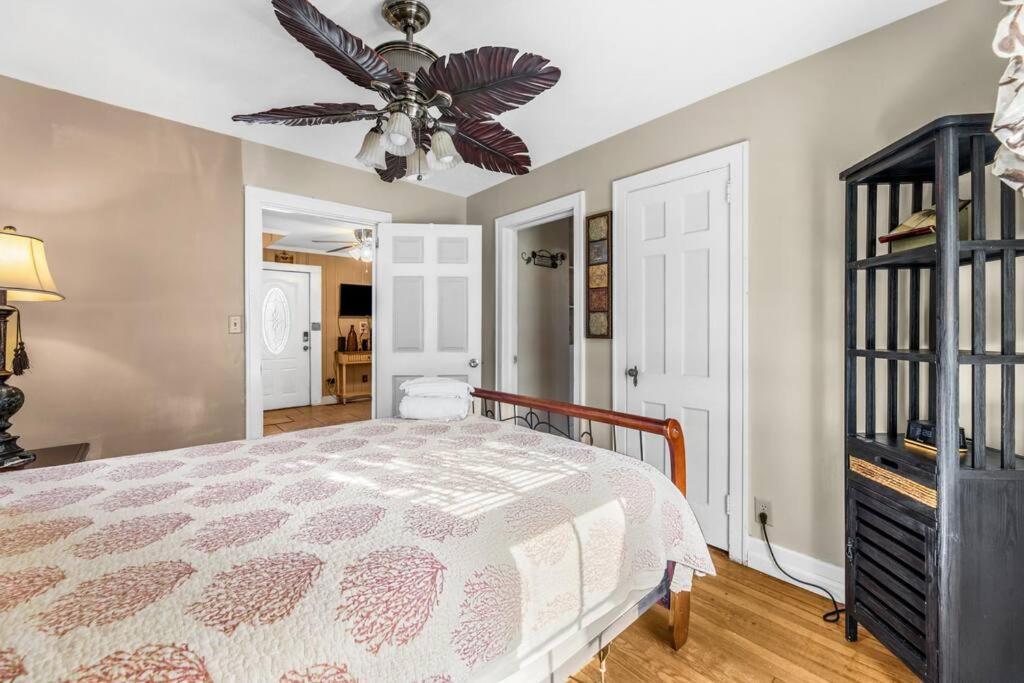 Dazzling Centrally Located Ocean View W 2 Kings, Huge Private Yard, 2 Decks, Firepit, Bbq Myrtle Beach Esterno foto